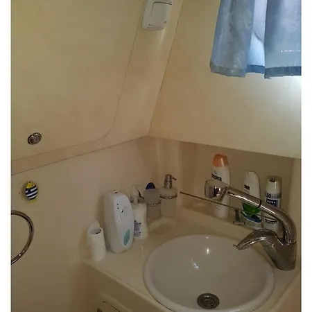 Barco En ספינת מלון